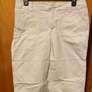 Tan/Khaki calf length shorts HAS POCKETS